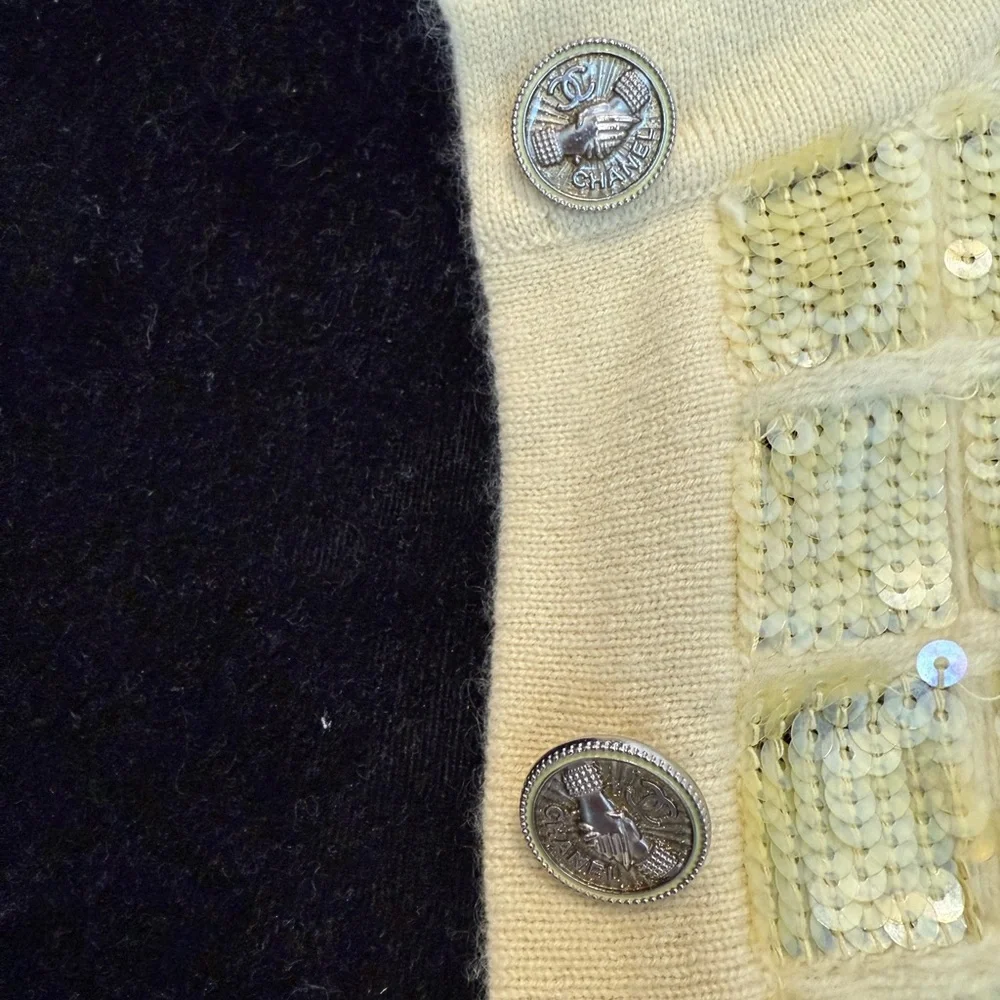 CHANEL Yellow and Gold Sequin Cashmere Button Up Cardigan - Picture 4 of 7